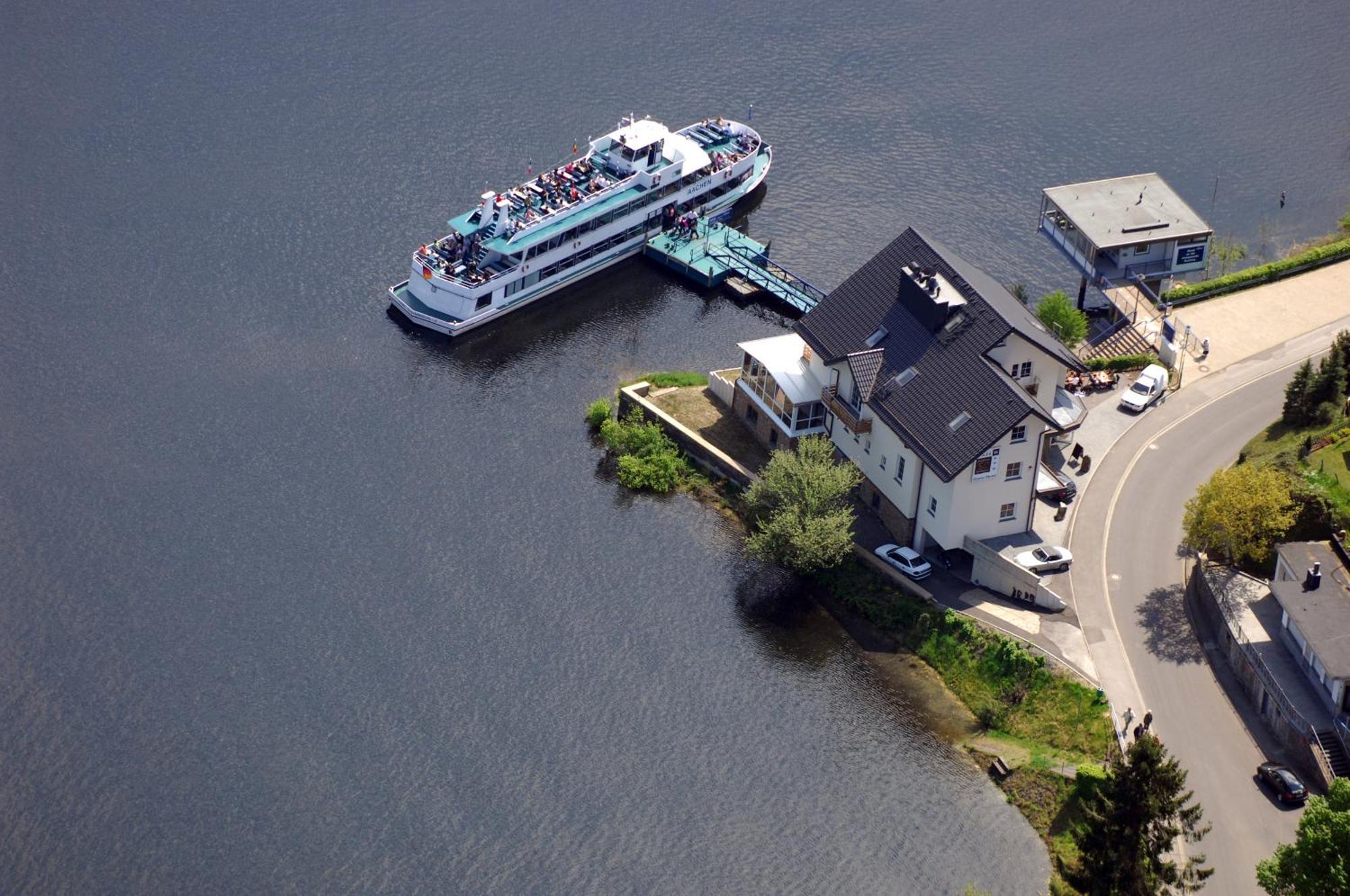 Garni Hotel Henn Simmerath Bagian luar foto